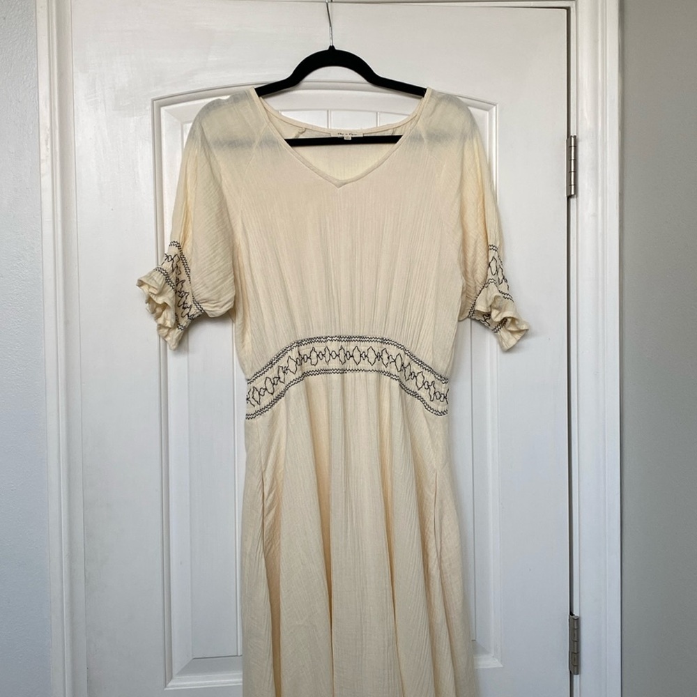 Tea n Rose cream dress